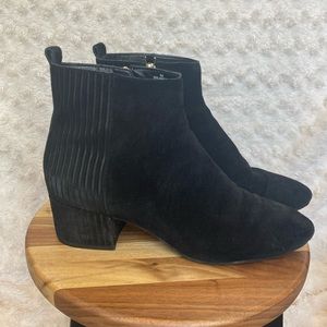 Nine West Size 9 Ankle Bootie